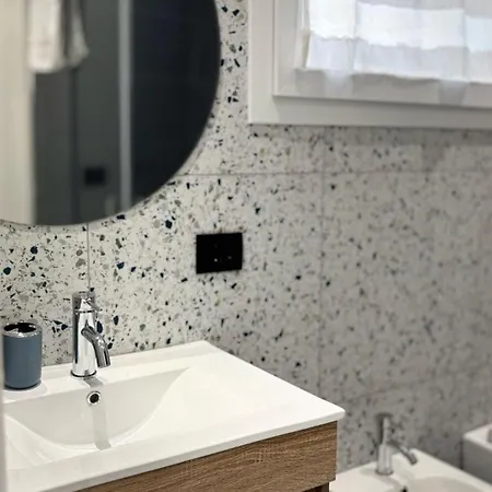 Apartment La Casa All'angolo