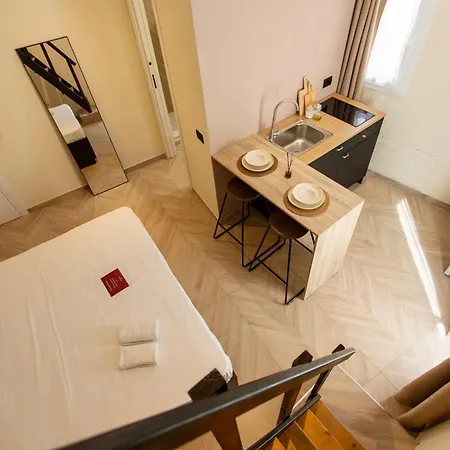 L'ateneo Lumiere Apartment